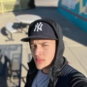 Meet your Posher, Fernando